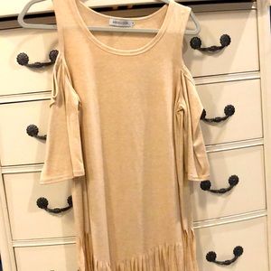 Medium, tan, Miss Look open shoulder shirt with fringe